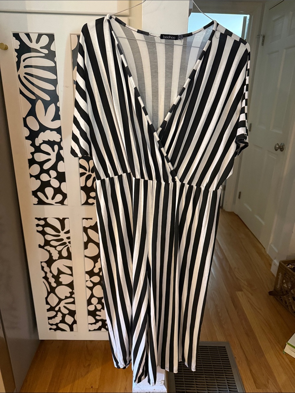 boohoo striped romper / jumpsuit